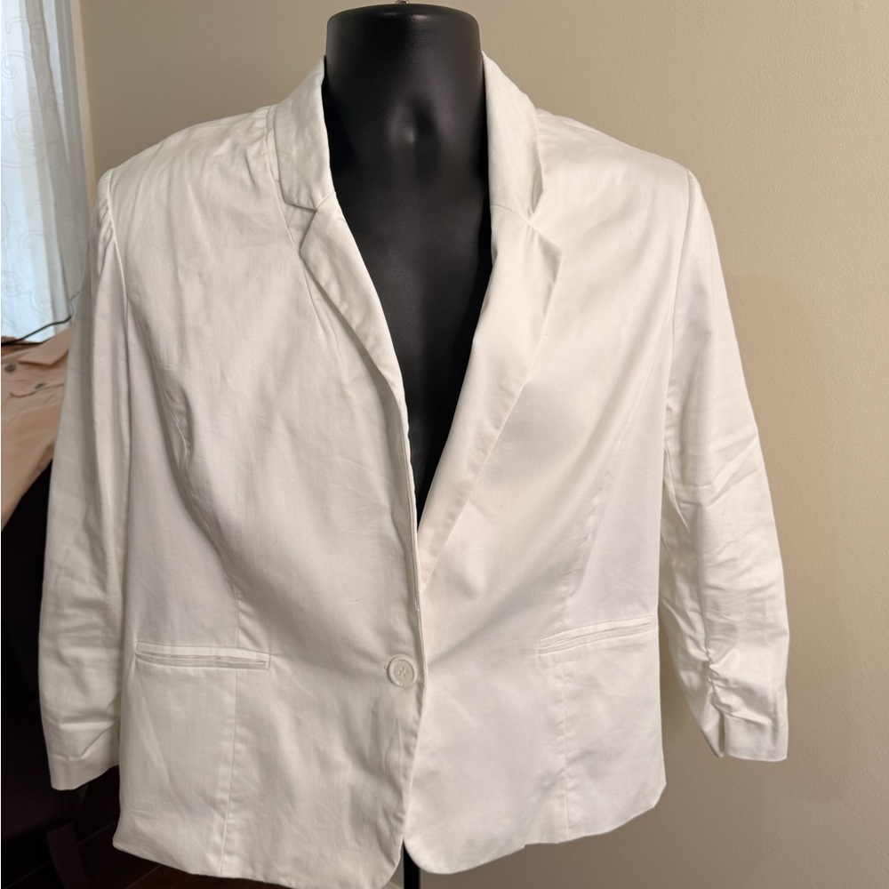 Cato Classic White Blazer
